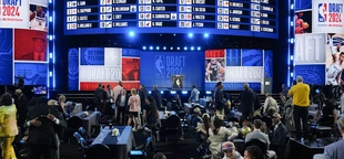 Teams keep trading light on the opening night of the NBA’s 2-day draft