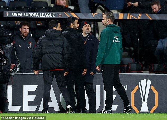 Amorim gave the fourth official a piece of his mind but ducked out of confronting the referee