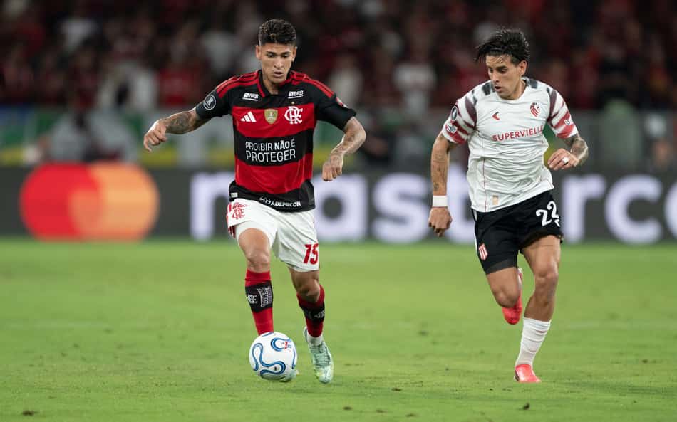 Jornalista contesta jogador irregular em semis da Libertadores (Foto: Jorge Rodrigues/AGIF/Folhapress)