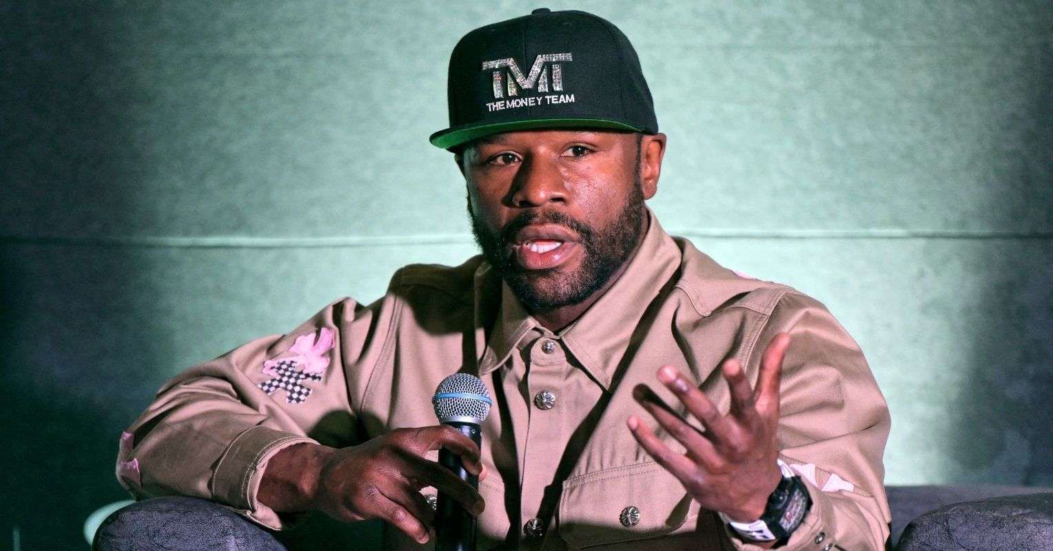 Floyd Mayweather finally announces his next two fights including 100 million blockbuster