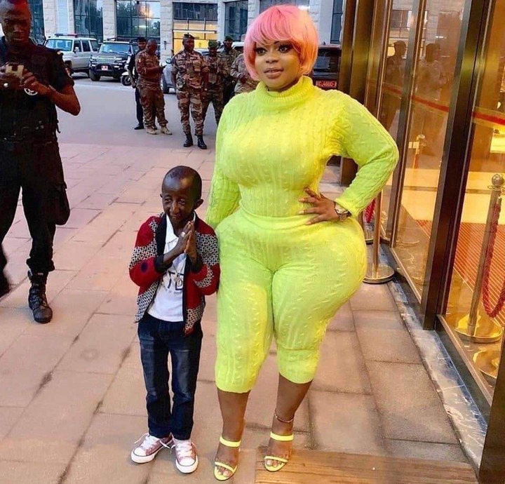 Grand P est en train de " gbachi " en salle de gym pour se mettre en forme.  - Opera News