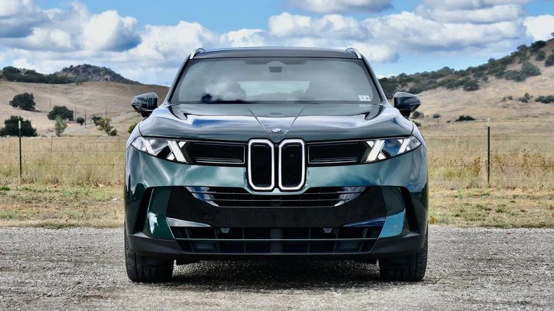 2027 BMW X5 front view.