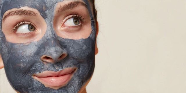 Charcoal facemask [cosmopolitan]