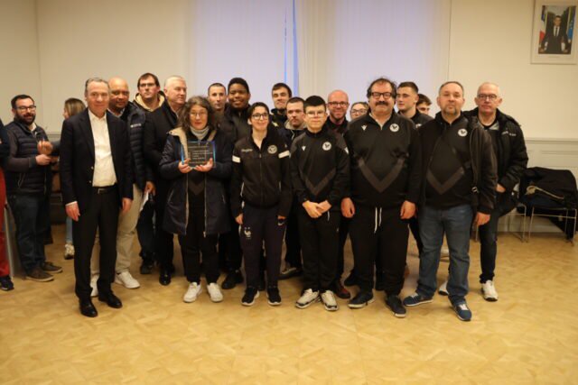L’équipe de futsal adapté des Voltigeurs de Châteaubriant. (© Ville de Châteaubriant)