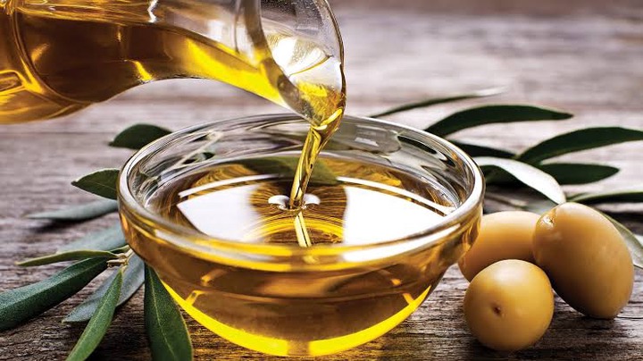 See How Olive Oil And Vaseline Can Give You A Bigger Butt - Opera News Does Vaseline And Olive Oil Grow Buttocks