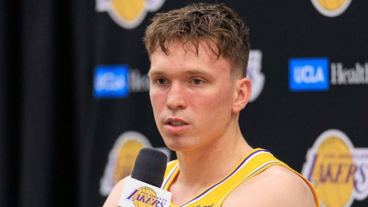 September 28, 2026, El Segundo, California, USA: Dalton Knecht 4 of the Los Angeles Lakers at Media Day on Monday September 28, 2026 at the UCLA Health Training Center in El Segundo, California. JAVIER ROJAS/PI El Segundo USA – ZUMAp124 20260928_zaa_p124_192 Copyright: xJavierxRojasx ©Credits – Imago