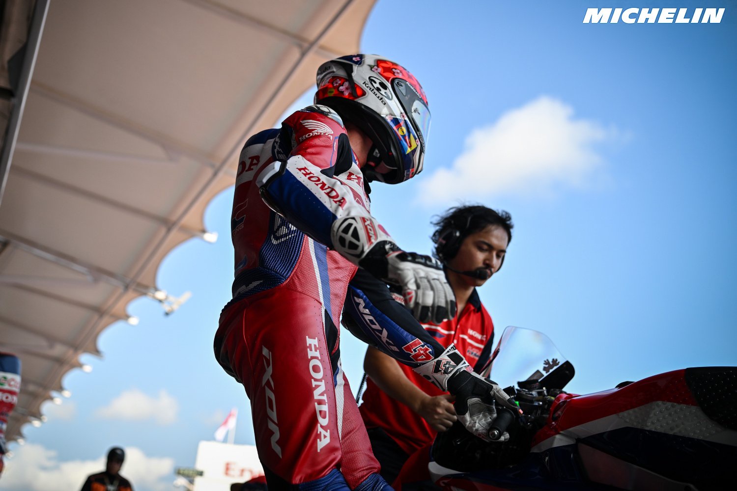 Aleix Espargaró exprime son optimisme face aux doutes concernant le MotoGP 2027 850cc et le nouveau format de qualification.