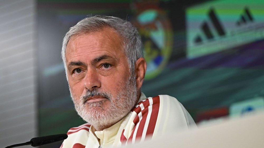 Mourinho a évoqué le Ballon d'Or et le Racing. EFE