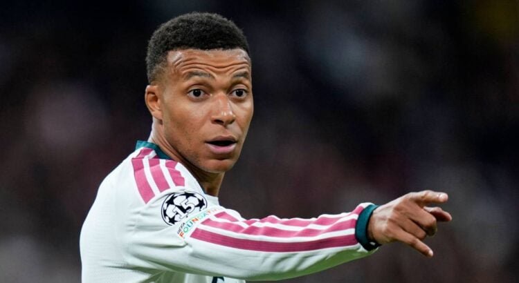 "Kylian Mbappé bafoué selon Frédéric Hermel