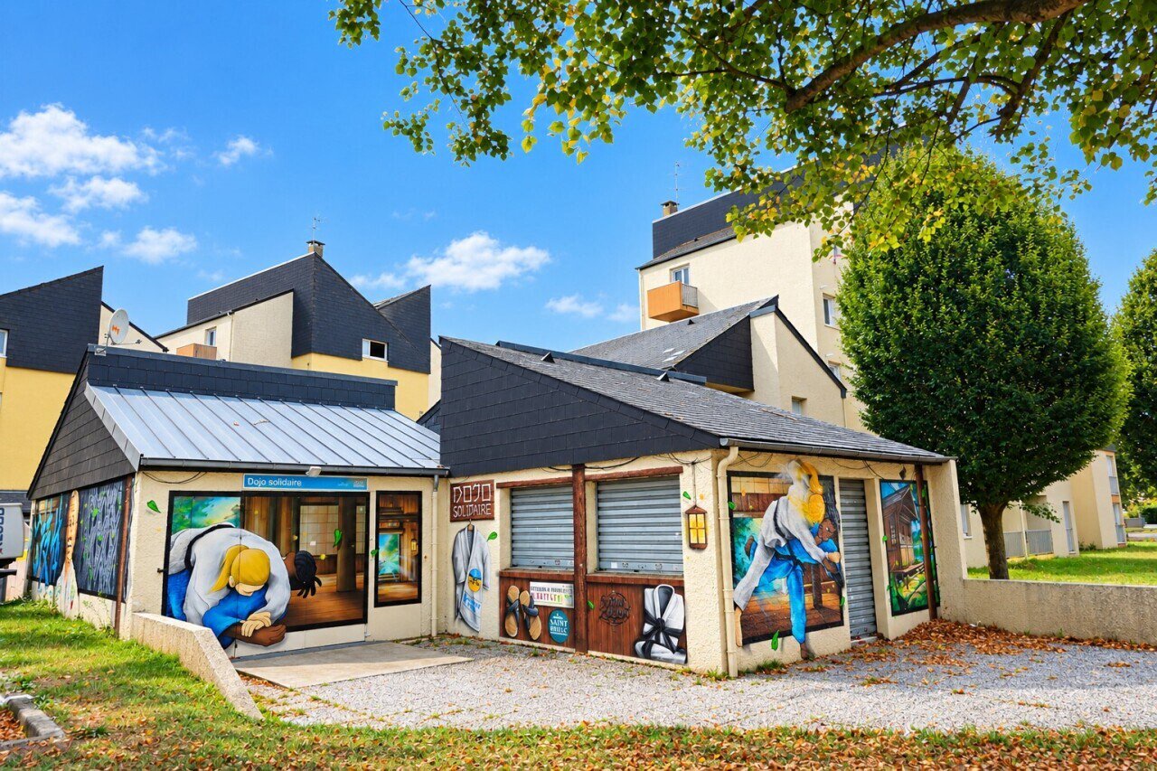 Le Dojo Solidaire , vue de l'extérieur 13 rue Xavier Grall à Saint-brieuc