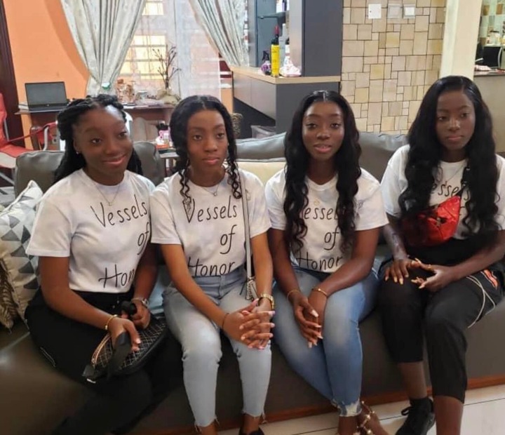 Four sisters born on the same day (quadruplets) celebrate their 21st birthday with beautiful Photos