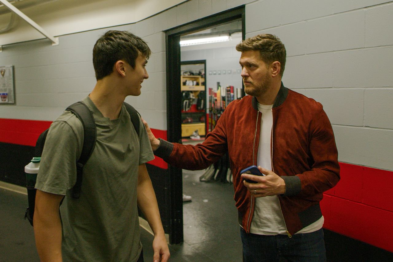 Michael Bublé (r.) in “Hometown Giants.”Credit: Amazon Studios