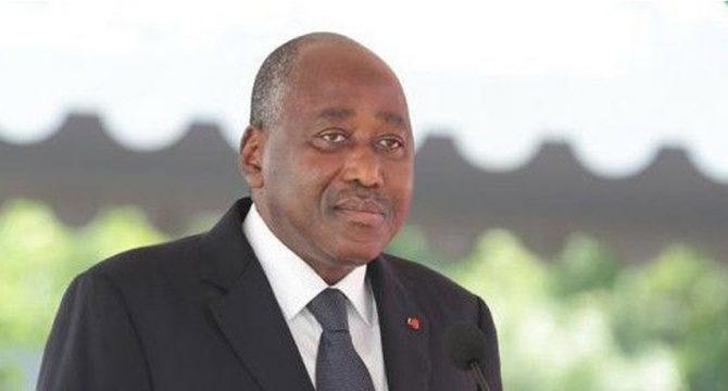 Les obsèques d&#39;Amadou Gon Coulibaly aux couleurs du &quot;Poro&quot; | 7info