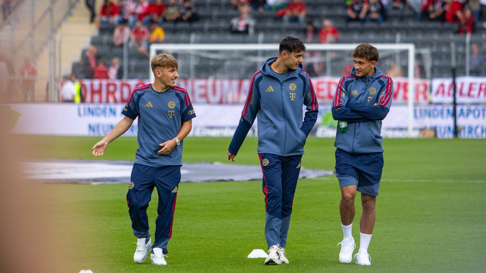 Lennart Karl, Aleksandar Pavlovic und Tom Bischof (v.l.)