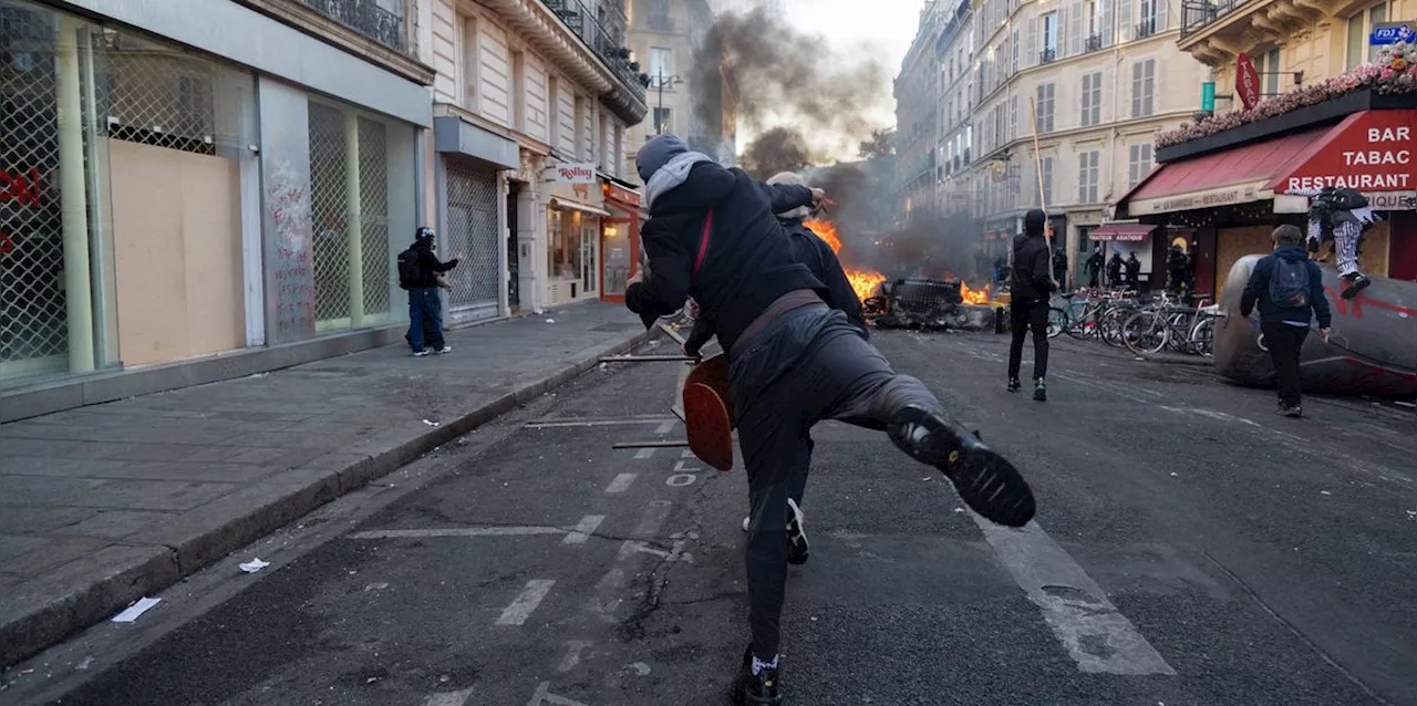Proteste in Frankreich: Schülerprotest: Erneut Ausschreitungen und Plünderungen in Paris
