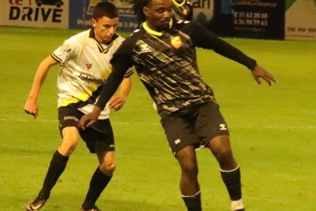 R1. CA Lisieux-QRM 2-2. (© Le Pays d'Auge)