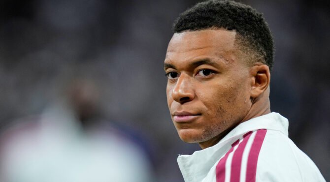 Clásico : Kylian Mbappé à deux buts des 100 réalisations avec le Real Madrid