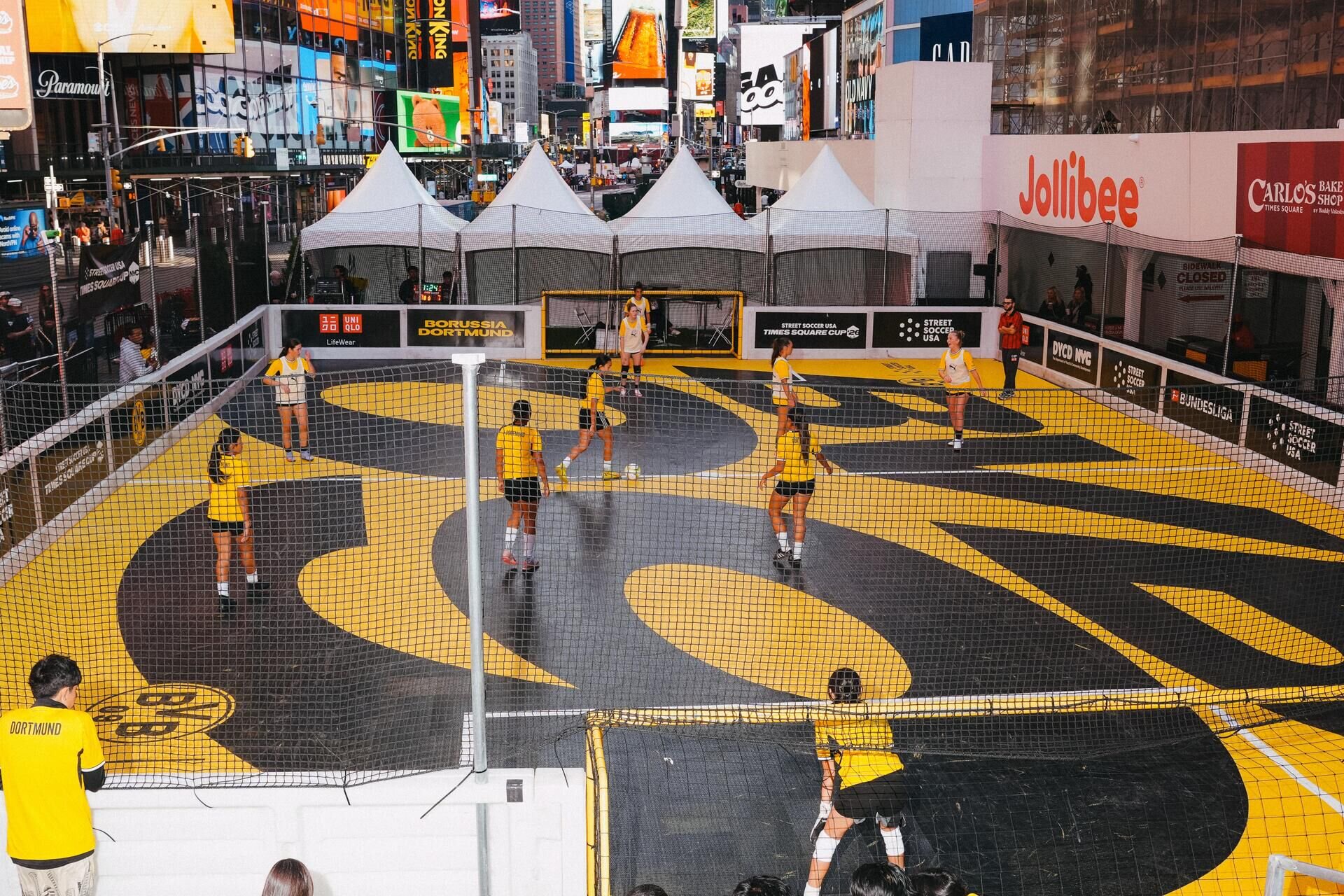 In New York fand die 14.Auflage des „Times Square Cup“ statt.