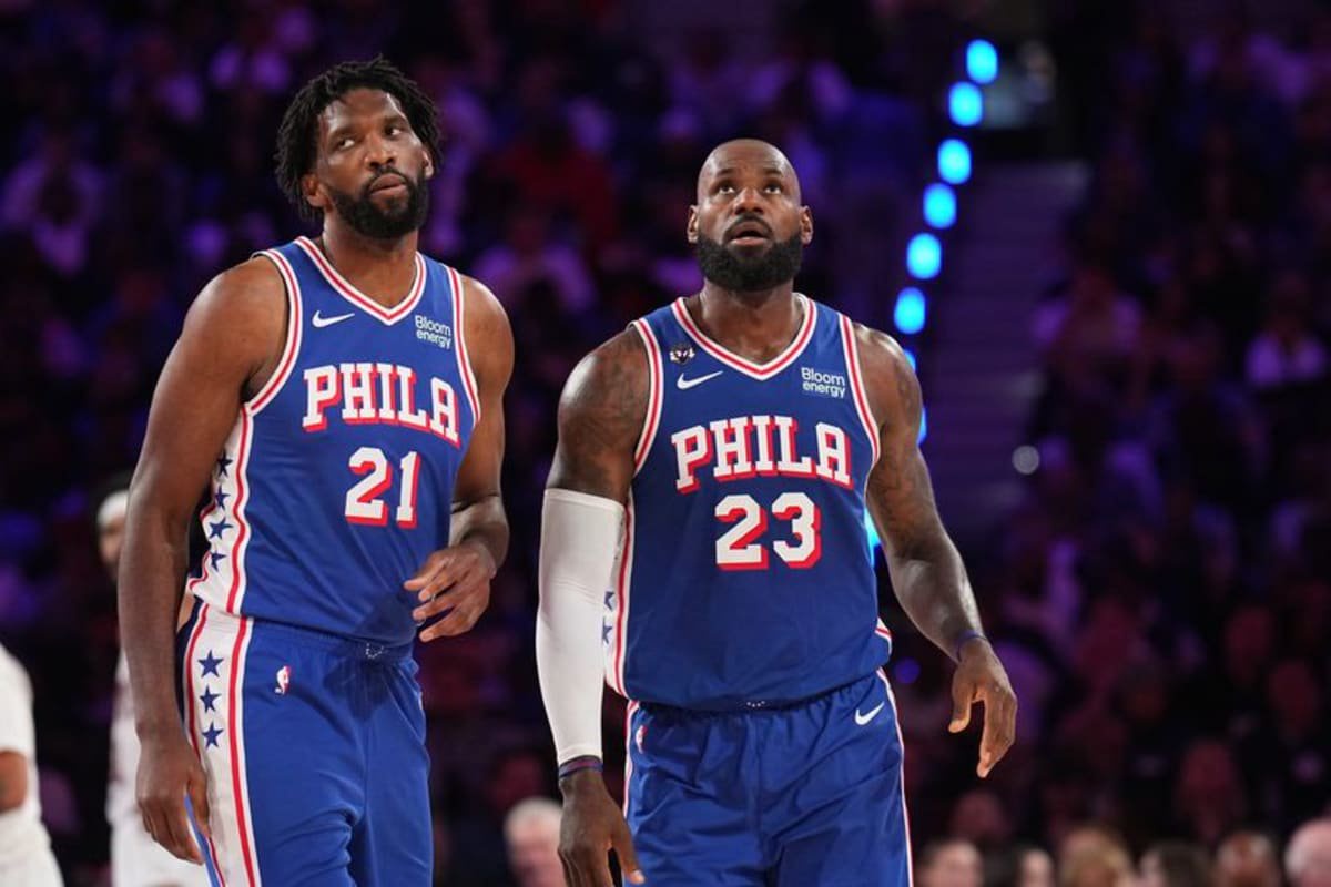 LeBron James' 76ers struggled early against the Cavaliers
