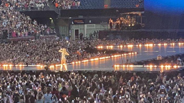 Inilah Sosok Penyanyi Terkaya di Dunia, Bayarannya juga Paling Mahal