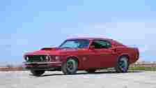 Ford Mustang Boss 429 - Front 3_4 angle in red