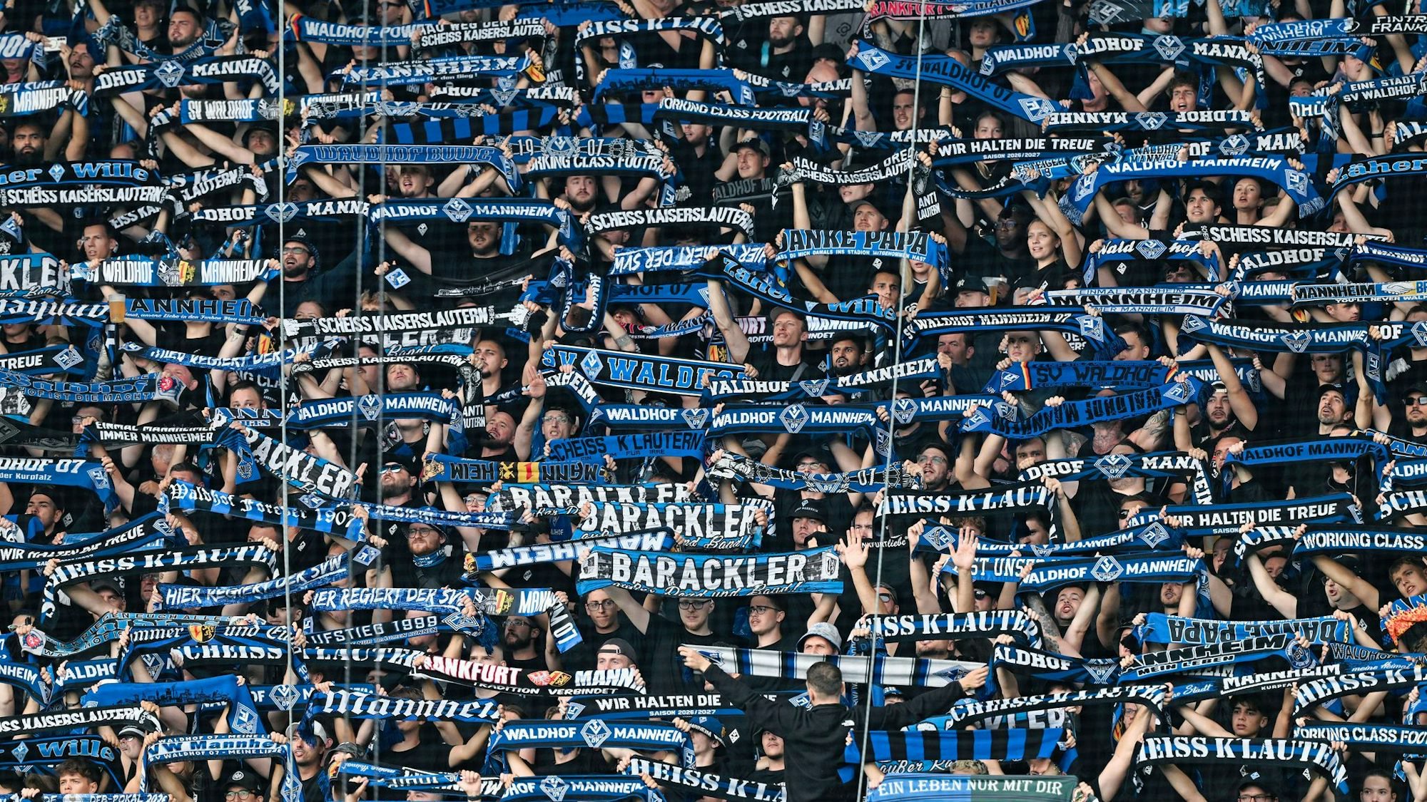 Waldhof Mannheim trat am zehnten Spieltag auswärts bei den Würzburger Kickers an. (Archivbild)