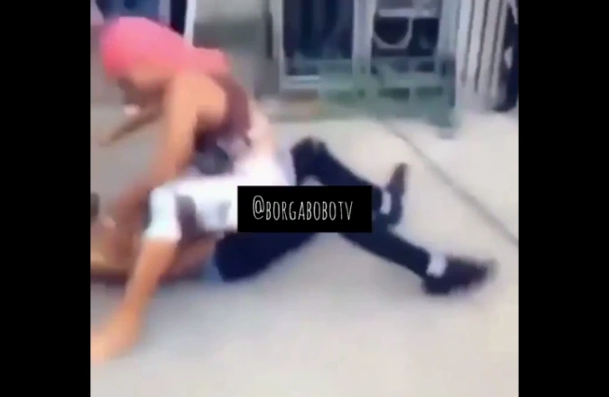 a43c003a69414ec5b28c872e7449fc05?quality=uhq&format=webp&resize=720 See What These Ladies Did To A Guy Who Was Grinding Them That Got People Talking -WATCH