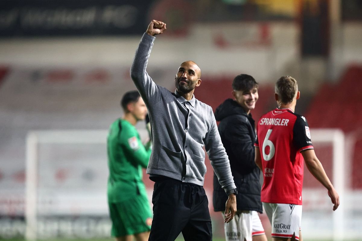 Lee Grant was appointed head coach at Walsall in the summer.