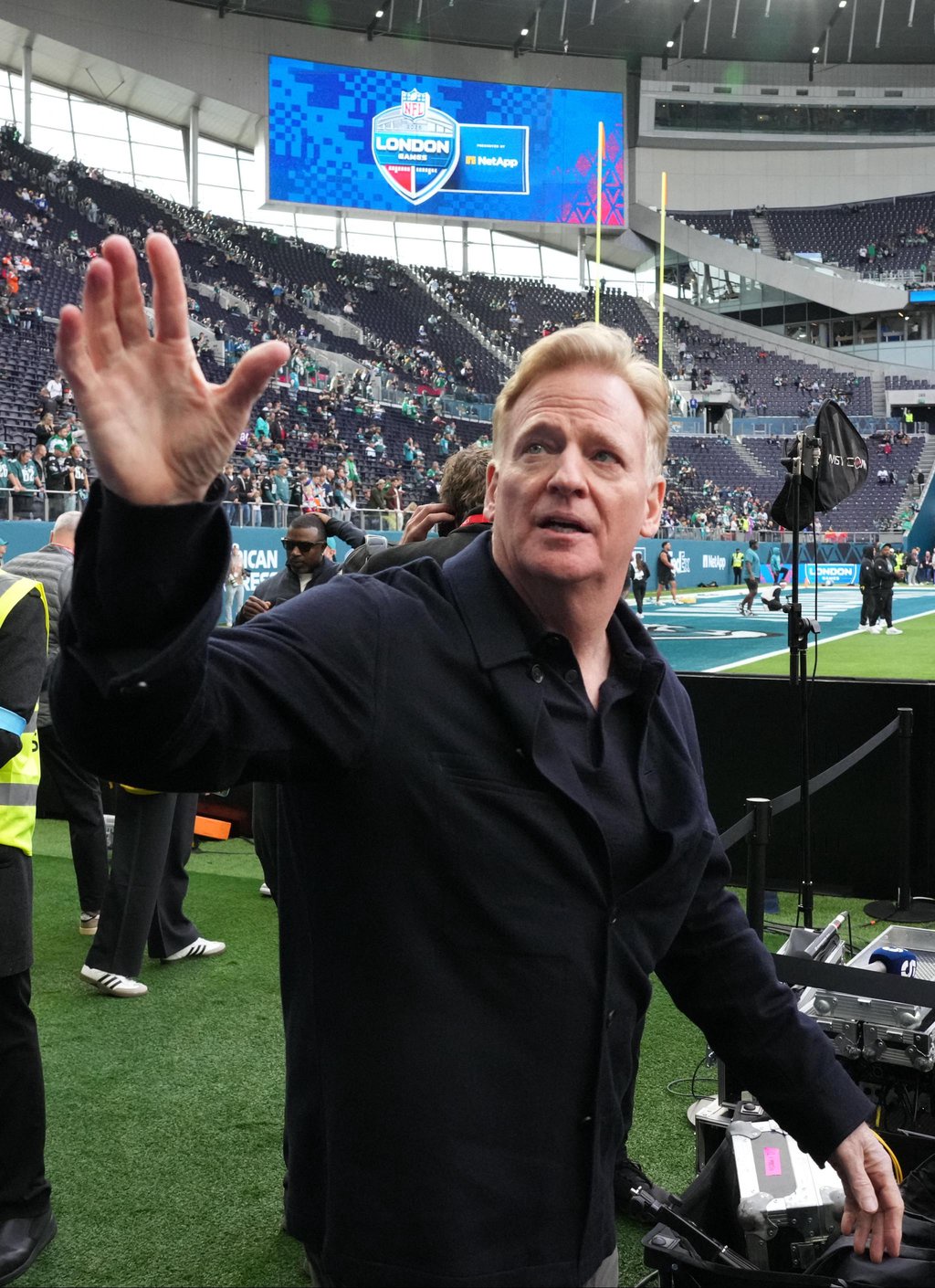 NFL comissioner Roger Goodell