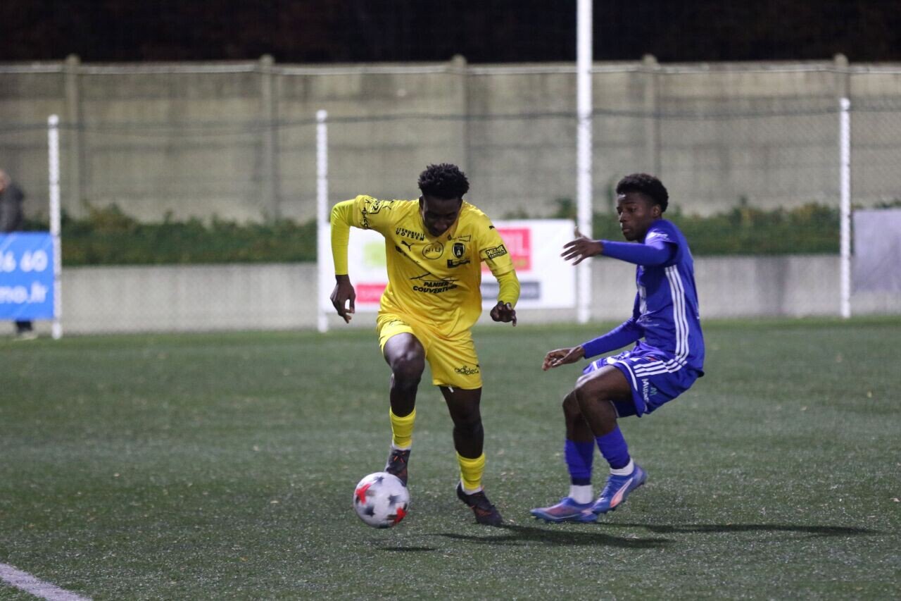 Mohamed Fall et les joueurs de l'ASPTT Caen ont fini par prendre le meilleur sur Saint-Lô.