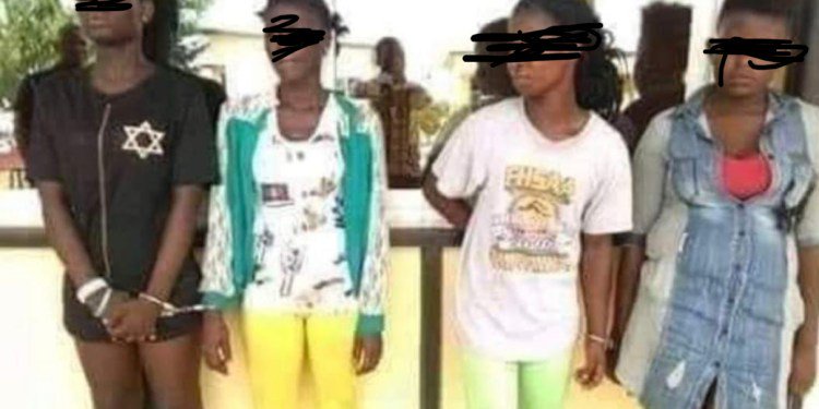 BREAKING: Four Teenage Girls Caught With Human Heads In Lagos