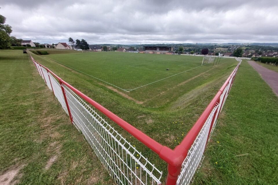 Le stade du Mont-d’Aulage accueille le club du FC Neufchâtel.