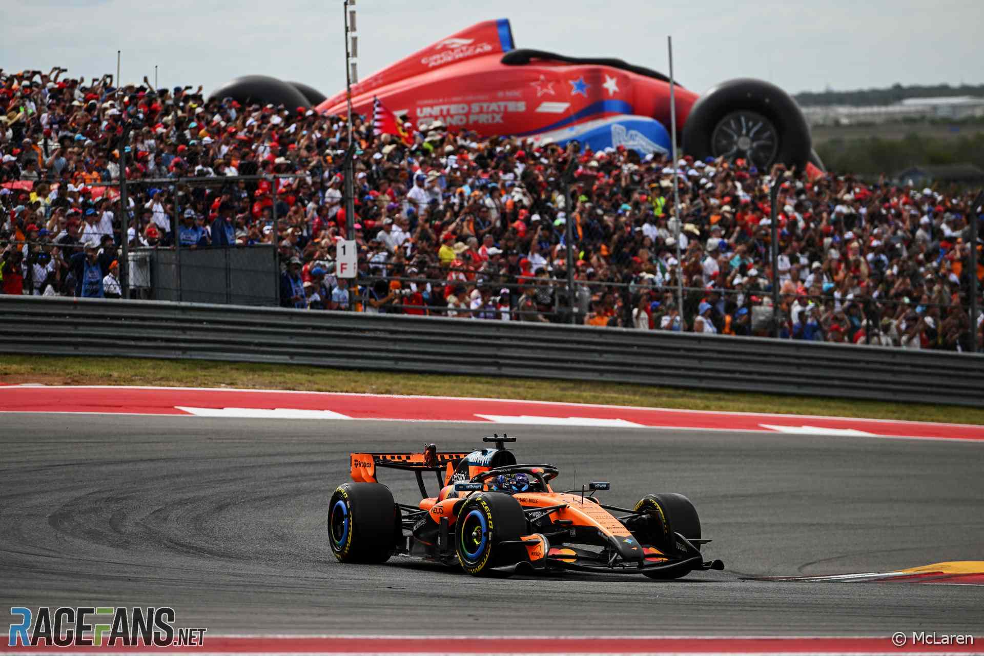 Oscar Piastri, McLaren, Circuit of the Americas, 2026