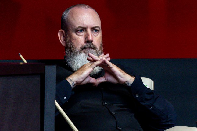 SHENZHEN, CHINA - SEPTEMBER 28: Mark Williams of Wales reacts during the WST Shenzhen Open 2026 Day 1 round two match against Zhengyi Fan of China on September 28, 2026 in Shenzhen, China. (Photo by Yu Chun Christopher Wong/Eurasia Sport Images/Getty Images)