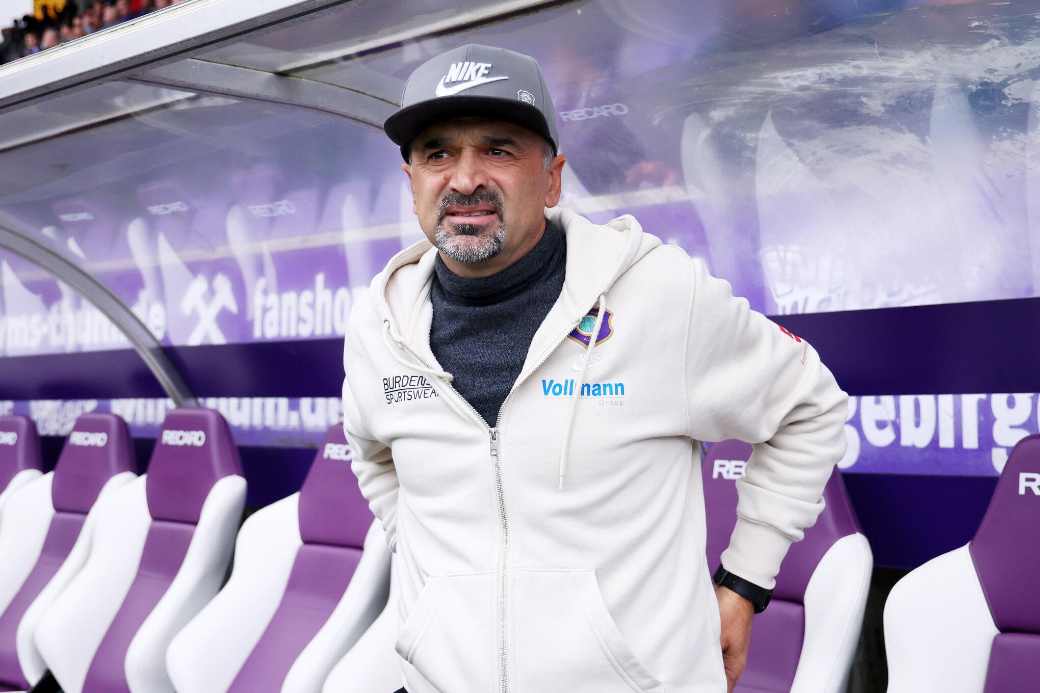 Cheftrainer Khvicha Shubitidze ist sich sicher: Seine Mannschaft ist bereit für das Derby in Zwickau.