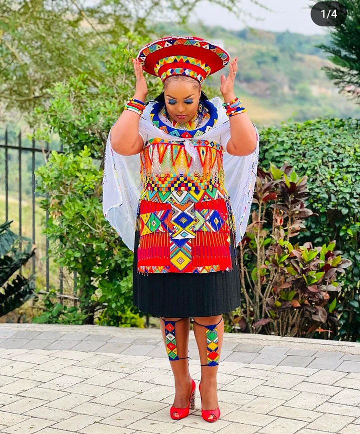 12 Beautiful Pictures Of Thobekile Mseleku - Reny styles