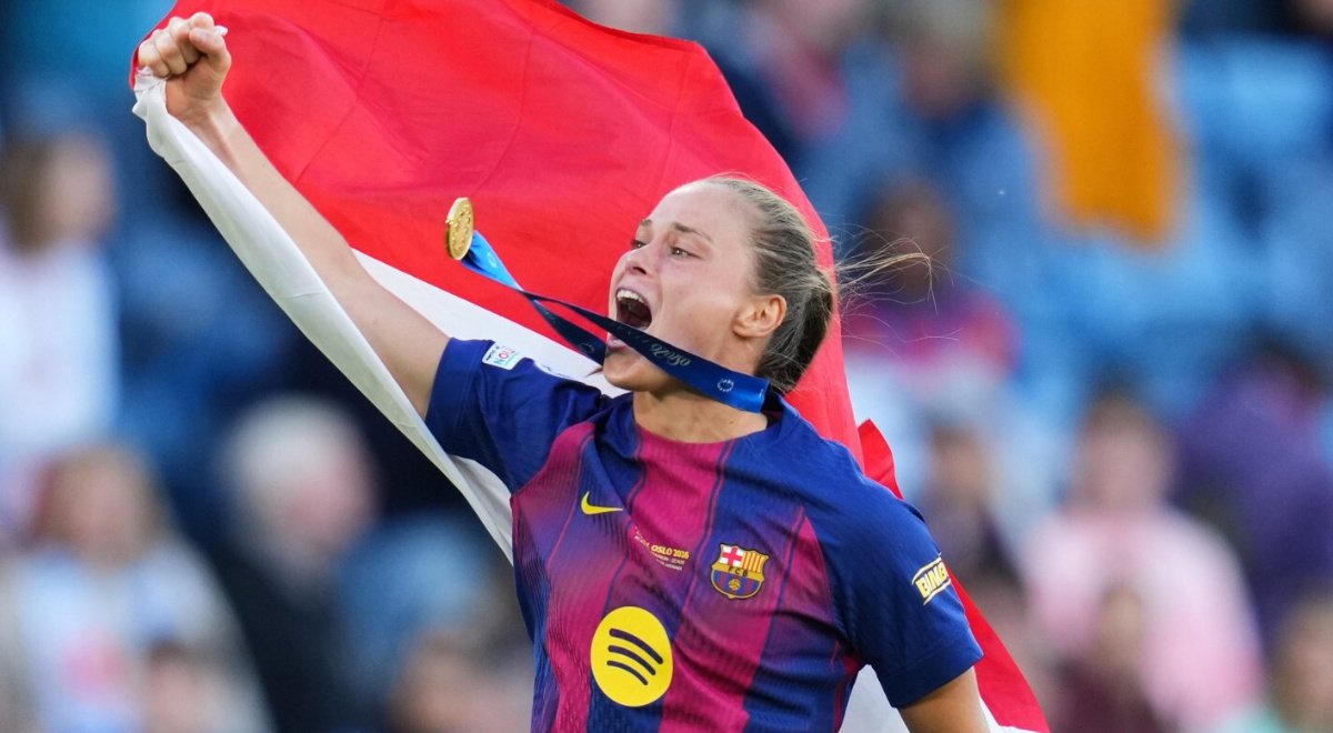 Ewa Pajor claims second place at the 2026 Ballon d'Or