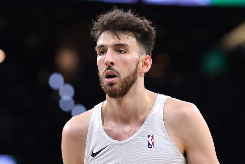 San Antonio Spurs Oklahoma City Thunder scuffle fight, De'Aaron Fox Chet Holmgren scuffle fight, Spurs vs Thunder game