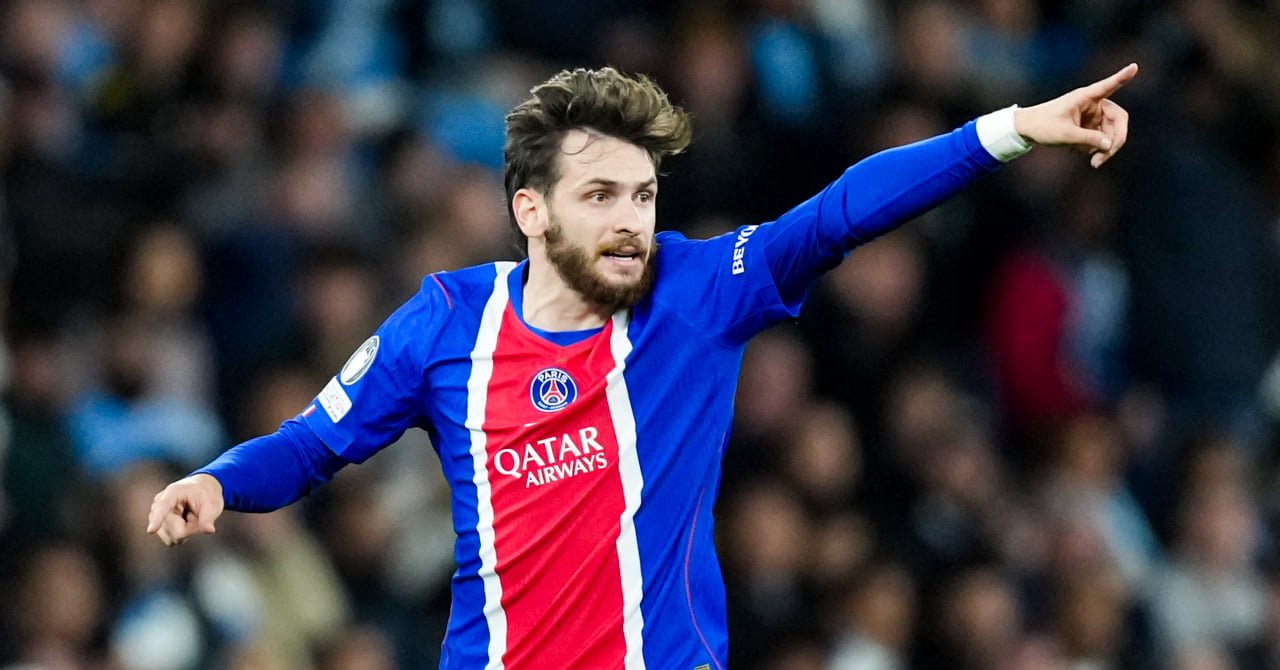 Khvicha Kvaratskhelia (PSG)