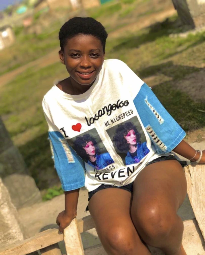Pictures of Tracy, the young Ghanaian teenager trending on social media (photos)