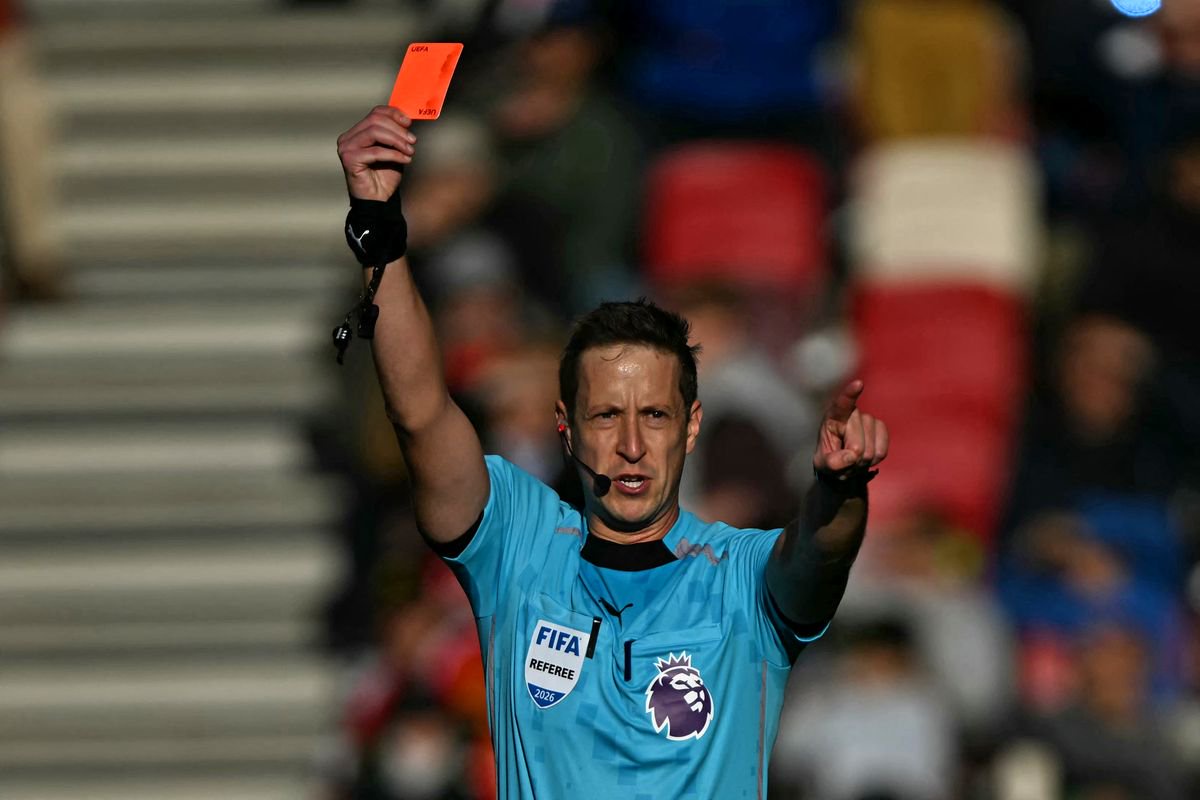 John Brooks reduced Brentford to 10 men with Yehor Yarmoliuk sent off.