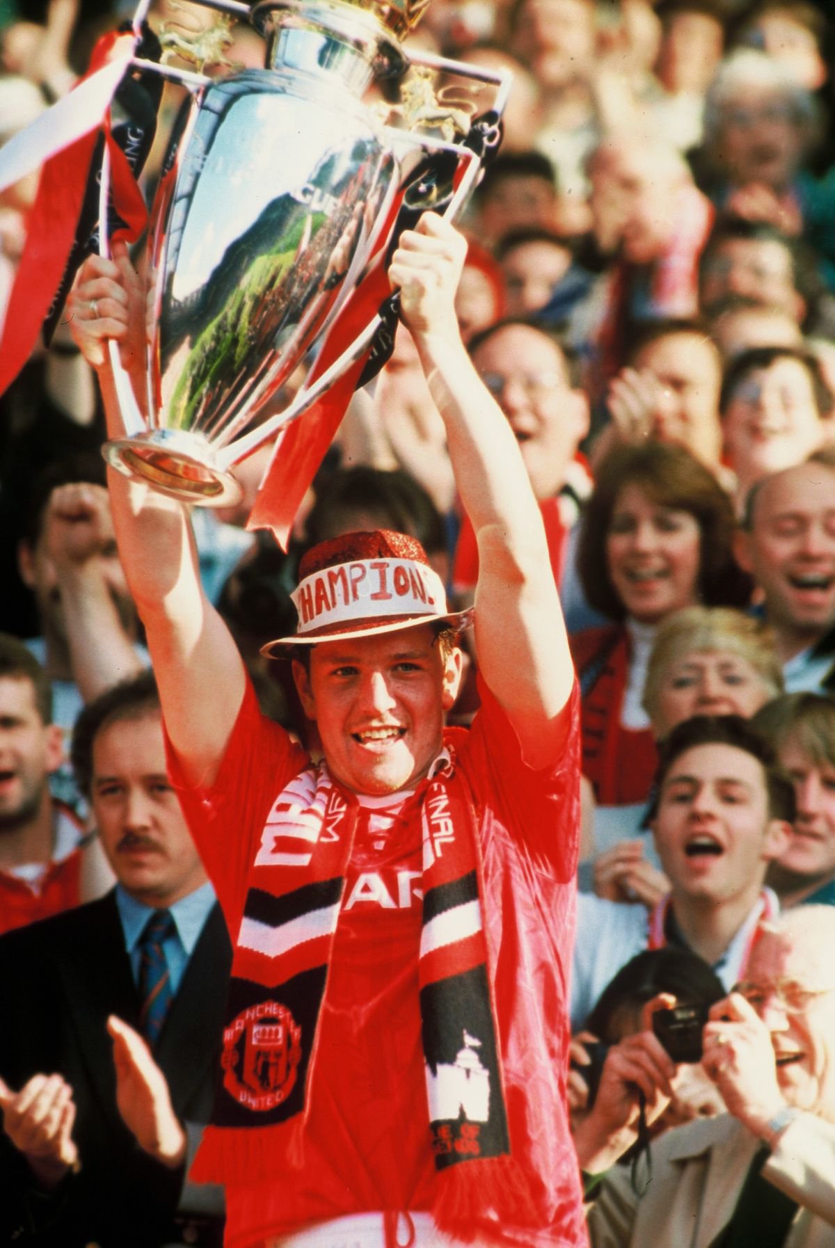 Lee Sharpe celebrates winning the Premiership with Manchester United