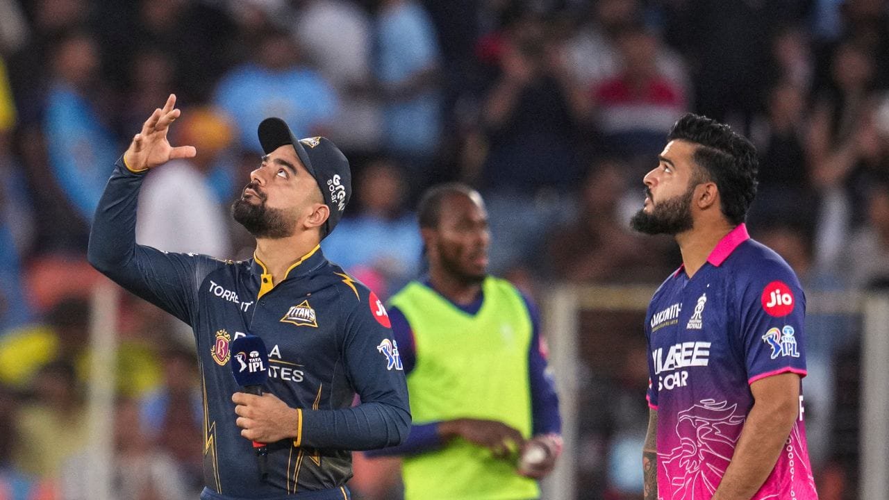 IPL 2026: एक ही दिन में दो कप्तान बाहर, मुंबई के बाद इस टीम को भी लगा बड़ा झटका