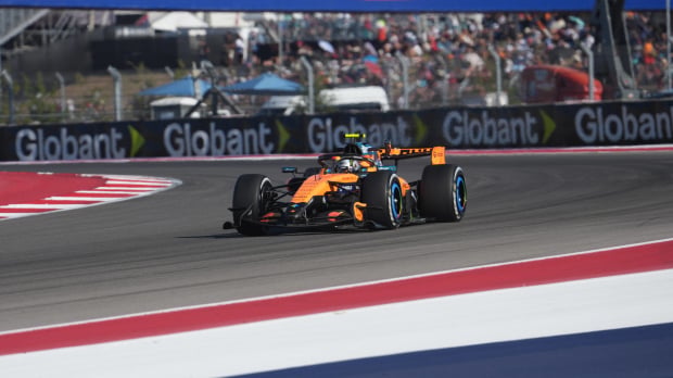 McLaren struggled for pace at COTA in qualifying / Credit: Imago