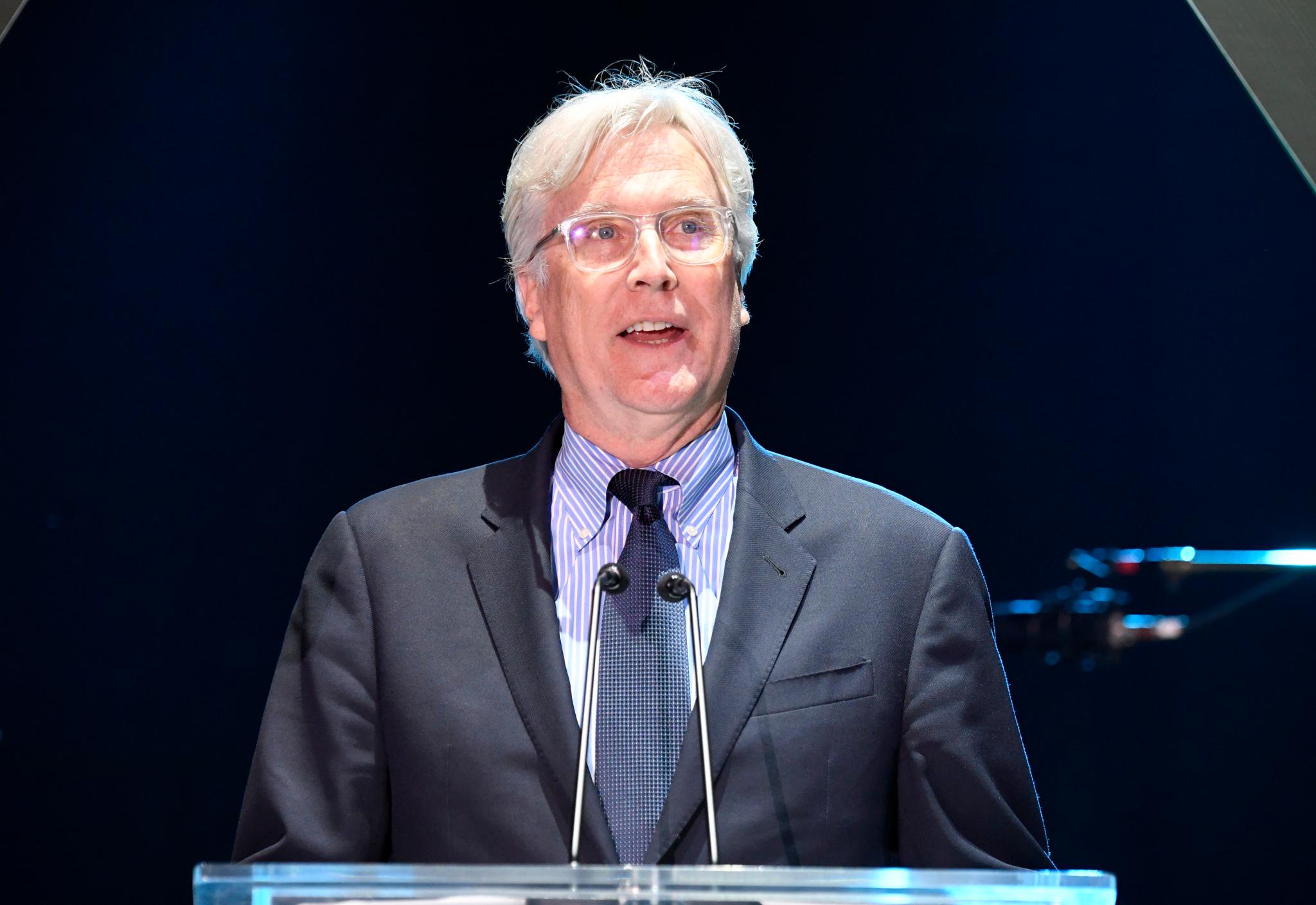 Los Angeles Dodgers President and Owner Mark Walter speaks at the Los Angeles Dodgers Foundation Blue Diamond Gala