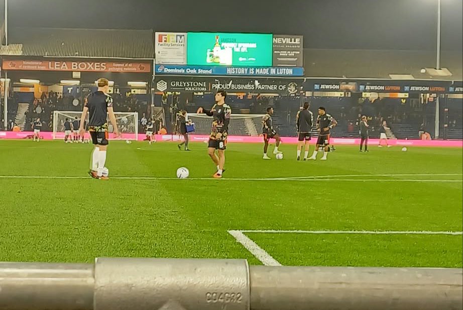 Luton Town – Jack Celebrates Late Leicester Win