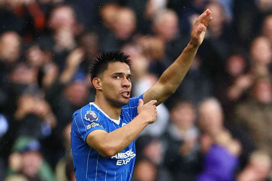 Scott Sinclair backs Brighton to pull off Leicester miracle after incredible start
