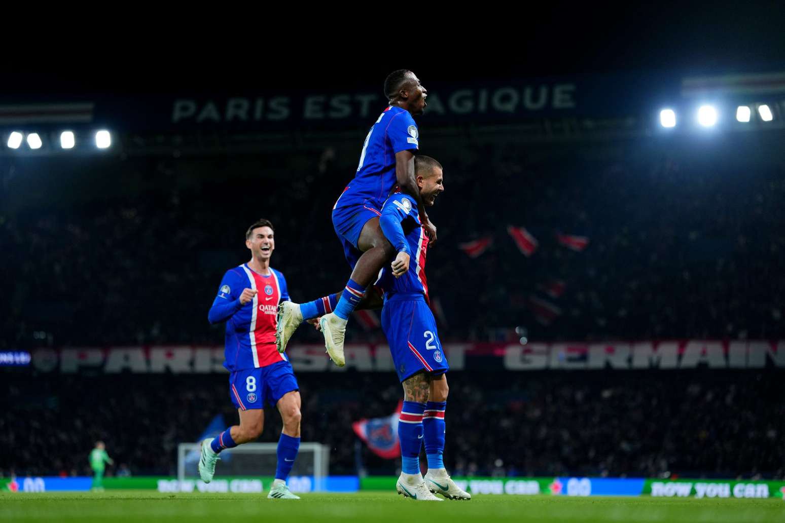 PSG triunfa sobre o Barcelona. (Photo by Franco Arland/Getty Images)