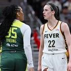 Caitlin Clark receives technical foul after getting in face of opponent