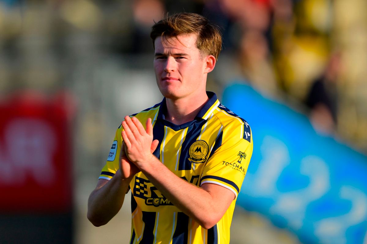 Luke Browne of Torquay United during the Emirates FA Cup Fourth Round Qualifying match between Torquay United and Oxford City at Plainmoor, Torquay on Saturday 17th October 2026 - PHOTO: Frankie OKeeffe/PPAUK